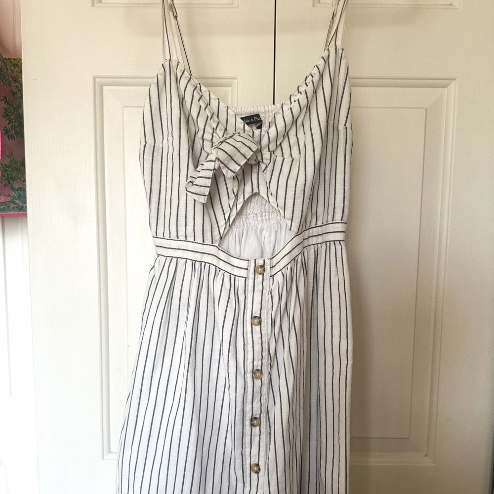 Abercrombie & Fitch Dress 🤍